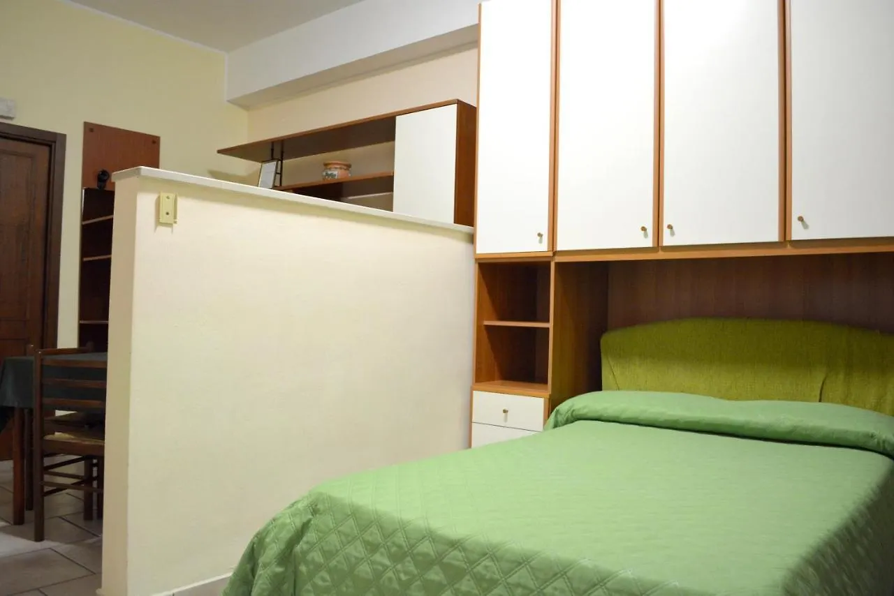 Apartment Cozy Studio Historic Center Reggio Calabria 25M² + Parking